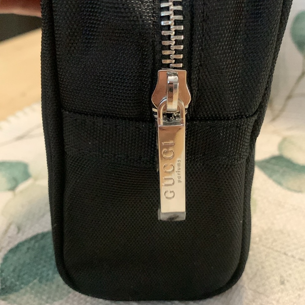 Gucci Toiletry bag / Cosmetic Bag - Picture 6 of 10